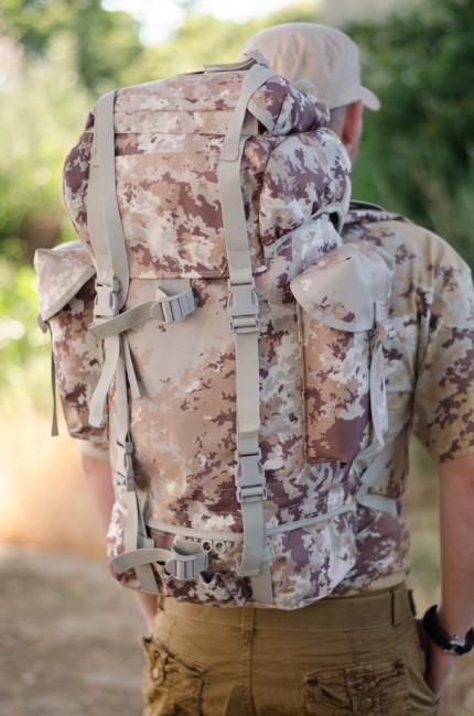 MFH BW zaino impermeabile, Vegetato desert 65L