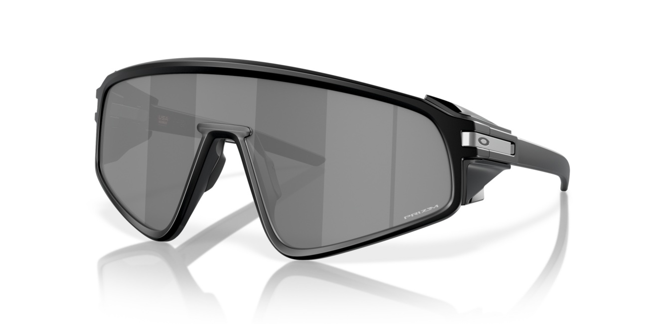 Oakley Latch Panel occhiali da sole con telaio Matte Black e con le diapositive Prizm Black 35