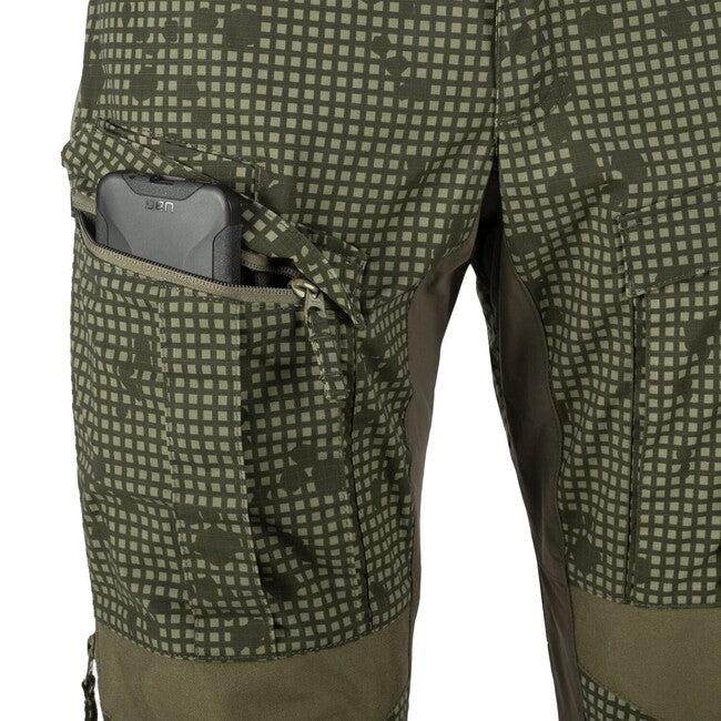 Helikon-Tex Pantaloni MCDU - Desert Night Camo / verde oliva