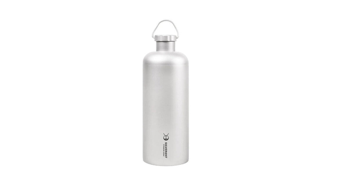 Silverant Bottiglia in titanio con occhiello sul tappo 600 ml