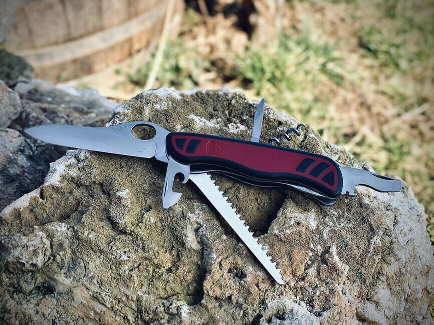 Victorinox Forester vx coltello tascabile 111mm, rosso-nero