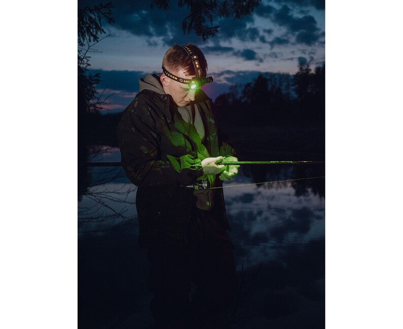 ArmyTek Wizard C2 lampada frontale 1100 lm, led calda alimentata a batteria WG